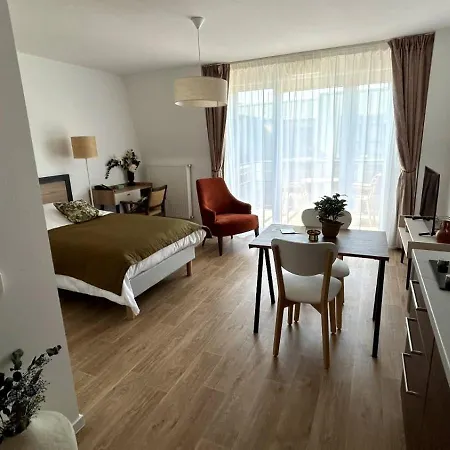 Domitys - La Florentine 公寓式酒店 3*